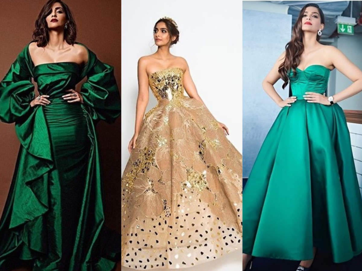Hello Hall of Fame Awards 2019: Kapoor sisters Janhvi and Sonam amp up the  glamour but Ranveer's 'normal' outfit is the real winner