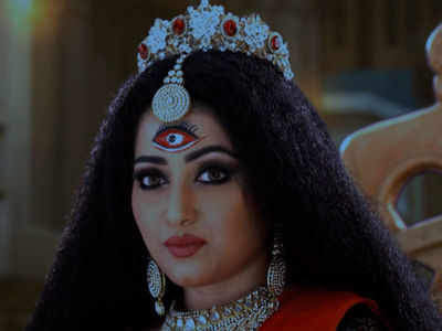 Saat Bhai Champa written update, April 22, 2018: Mallicka becomes the queen of Suryanagar