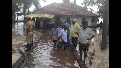 Karnataka: 12-year-old boy swept away into rough sea in Udupi