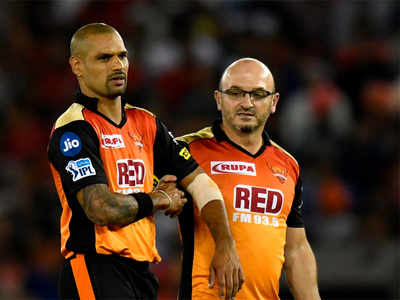 Dhawan’s absence is hurting SRH: Gavaskar