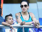 Wives of Rohit & Shikhar bond as they clash on the field during MI vs SRH IPL match