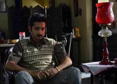 ‘Sonar Pahar’ teaser: Parambrata Chatterjee shines in his upcoming directorial