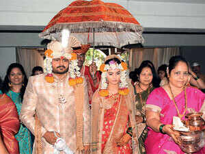 Nuptials go green as couple ties knot in eco-friendly event
