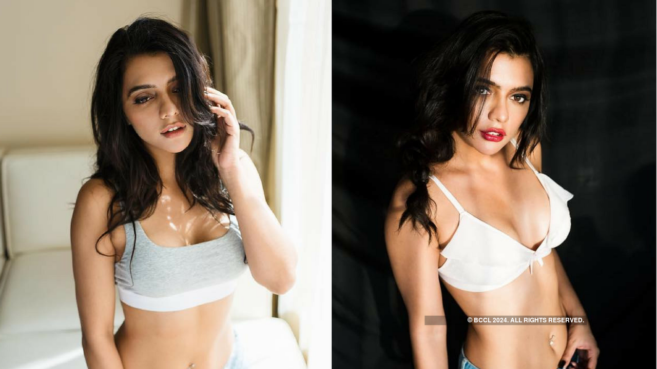 Ruhi Singh flaunts her sexy side in a recent photoshoot