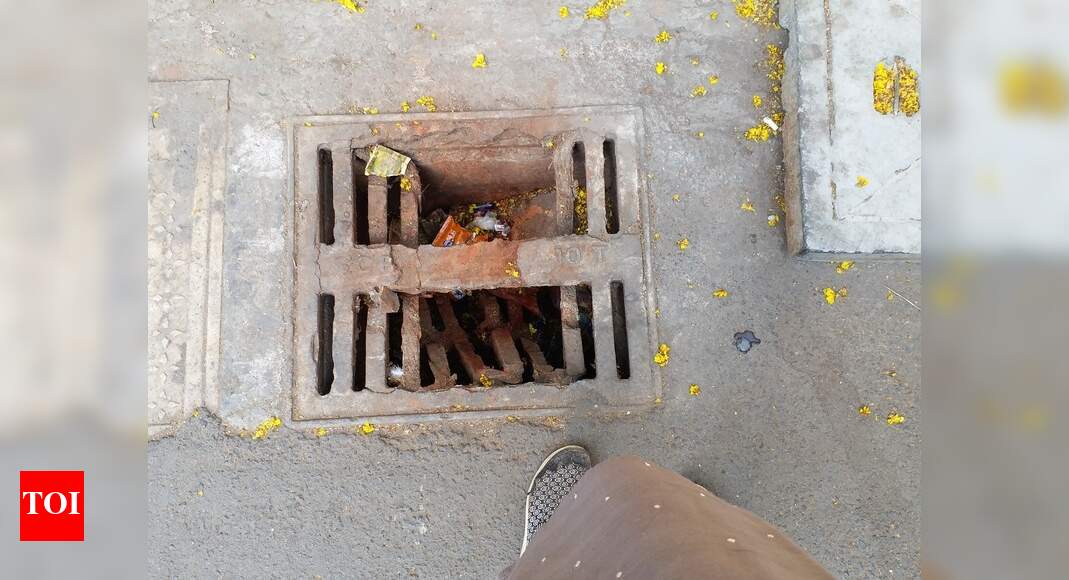 Open collapsed gutter near two schools,Mahim(W) - Times of India