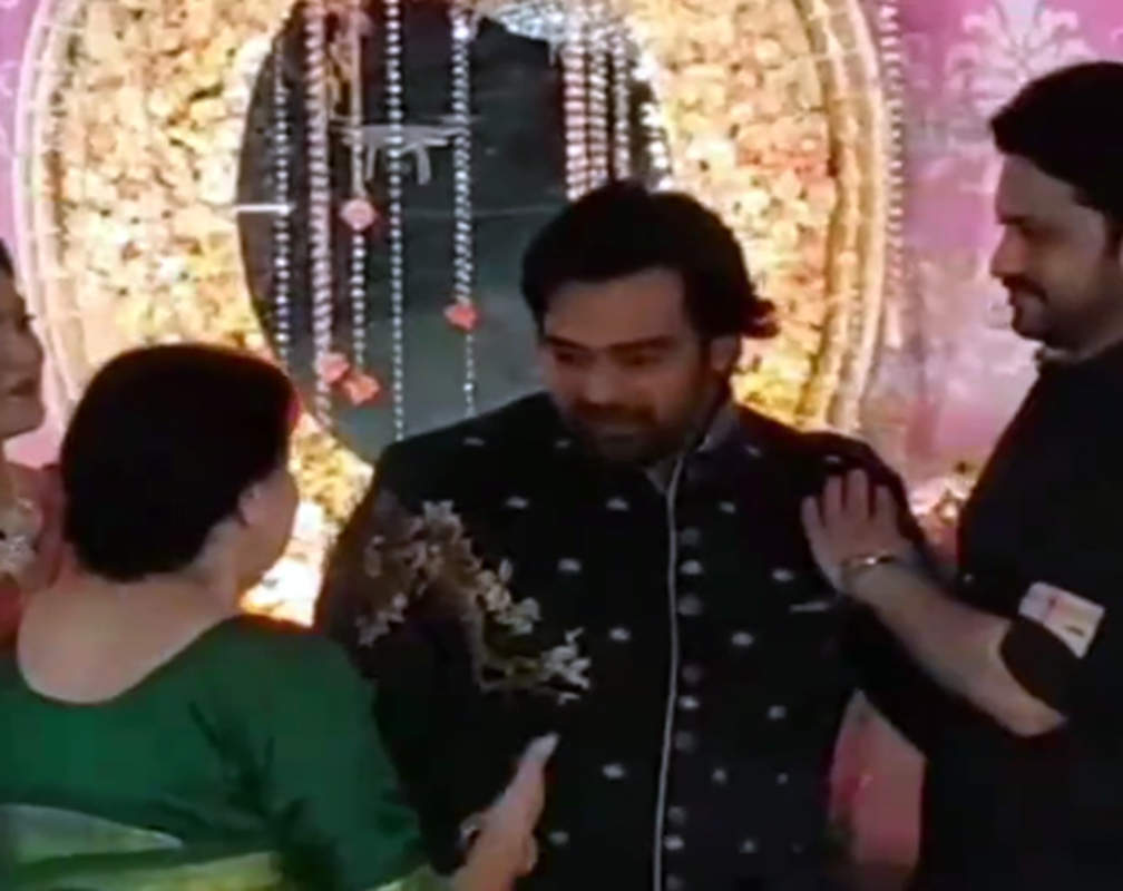 
Stars galore at the reception of Chiru Sarja and Meghana Raj
