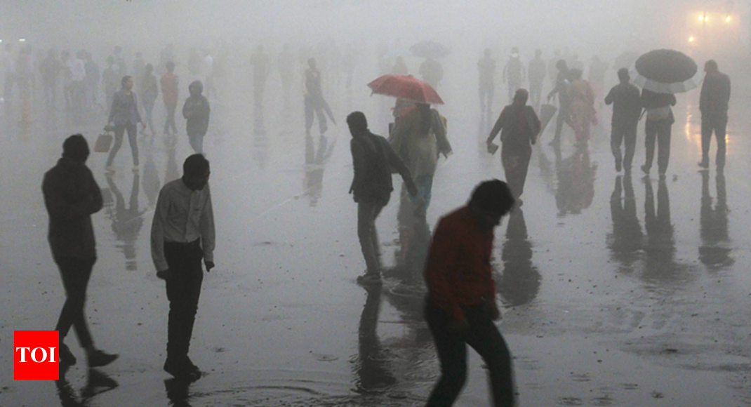 Dust Storm At Least 109 Killed In Storm In Up Rajasthan India News Times Of India