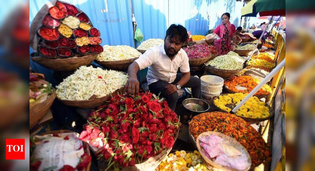 Pune’s oldest flower market stutters past its glory years Pune News