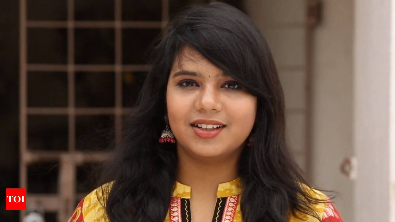 Pagal Nilavu actress Sreenidhi Sudarshan ousted from Pagal Nilavu; Read all  the details here - Times of India