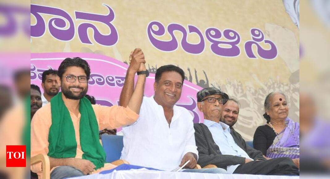Prakash Rai: Karnataka election 2018: If BJP comes to power, Reddy ...