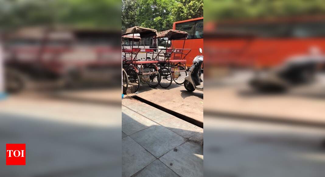 is it illegal to cycle on footpaths