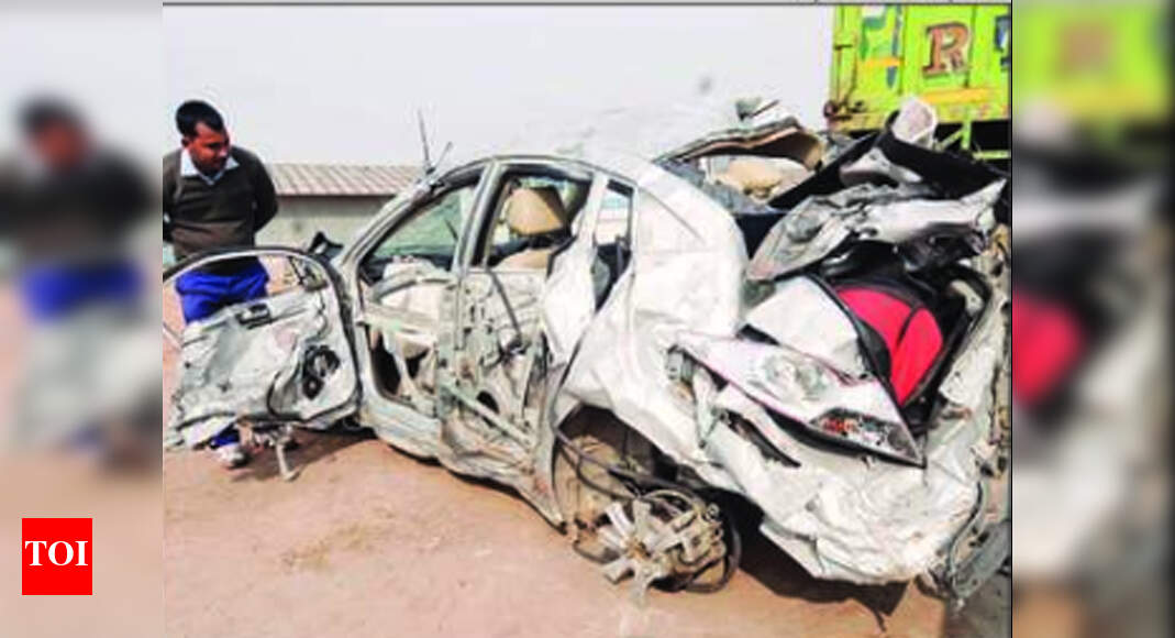Accident In Yamuna Expressway Yamuna Expressway reported highest
