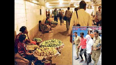 Kolkata: Cabby molests actor in Howrah subway