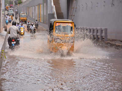 Flooded Melapudur subway cries for attention | Trichy News - Times of India