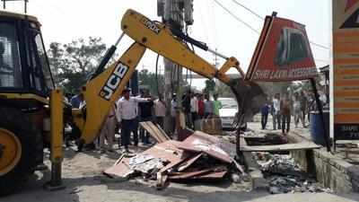 Illegal market that swallowed Tugalpur green belt removed
