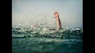 Boy drowns in well at Karapur