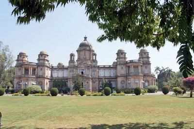 UGC approves deemed-to-be university status for NRTI | Vadodara News ...