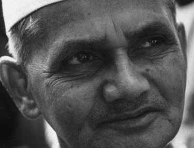 Reveal Lal Bahadur Shastri death probe records: Central Information Commission