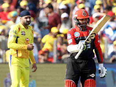 CSK vs RCB leads chatter on Twitter in Week 5