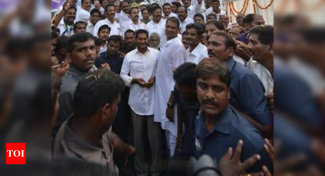 Jaganmohan Reddy: Jagan completes 2k km walk, calls Chandrababu Naidu ...