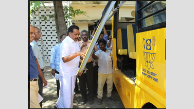 Tamil Nadu transport minister inspects school buses