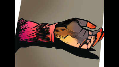 Cleaner enters sewer line to save others in Gurugram, dies