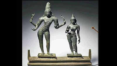 Idols stolen from tn temples traced to museums in US