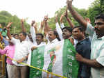 Congress, JD(S) celebrate as BSY resigns in Karnataka