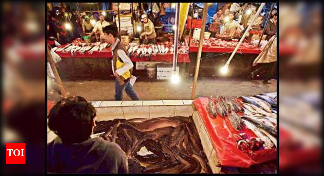 Smelly shame called illegal fish markets Chandigarh News Times of India