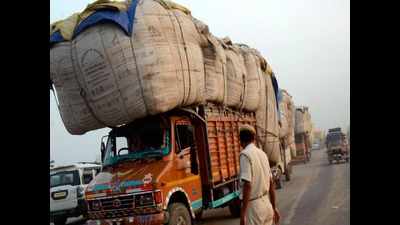 Heavy vehicles will not ply on Gandhi setu from today