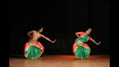 A weekend high on dance and music for Bhopalis