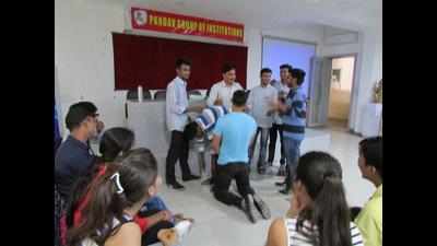 Pandav College students learn the art of confidence building