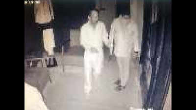 These burglars struck at Connaught Place after midnight