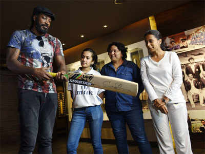 Indian players should play other leagues too: Chris Gayle