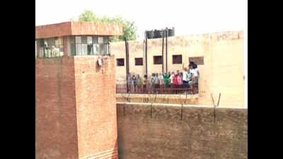 Inmates of Gurdaspur jail go berserk after searches