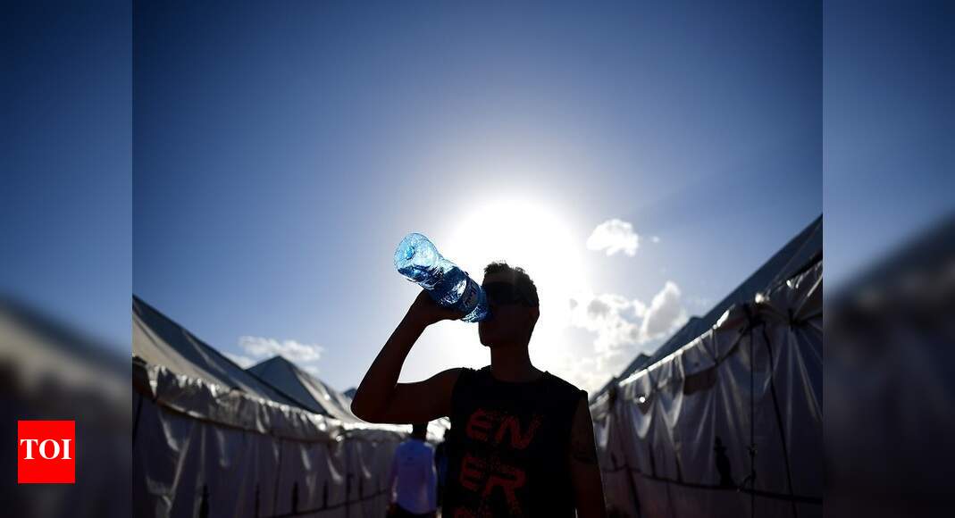 Drinking Too Much Water May Cause Brain Swelling Experts Times Of India