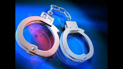 Three held for kindling forest fire