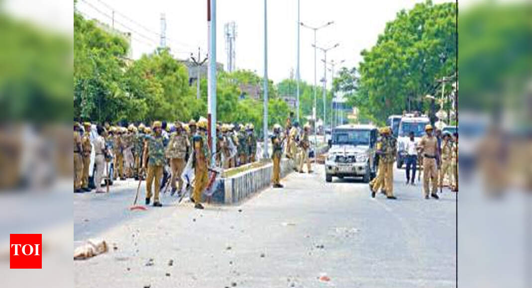 Sporadic violence as police keep tight vigil in port town | Madurai ...