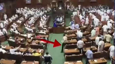 Congress-JD(S) coalition wins trust vote in Karnataka assembly; BJP MLAs stage walkout