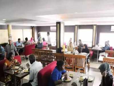 Eateries won’t need police licence