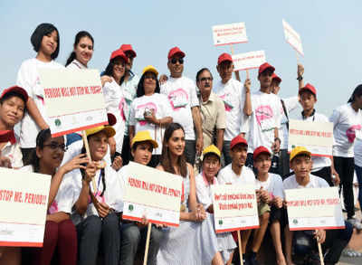 Menstrual Hygiene Day: Miss World Manushi Chillar meets NDMC students