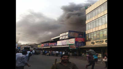Fire breaks out in Gupta market; no casualty