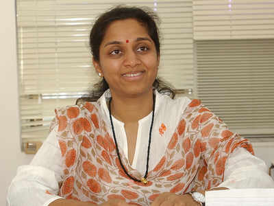 Supriya Sule flays govt’s decision to close down ZP schools | Pune News ...