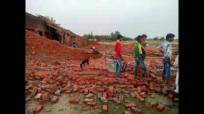 Thunderstorms wreak havoc in UP, Bihar; 34 dead