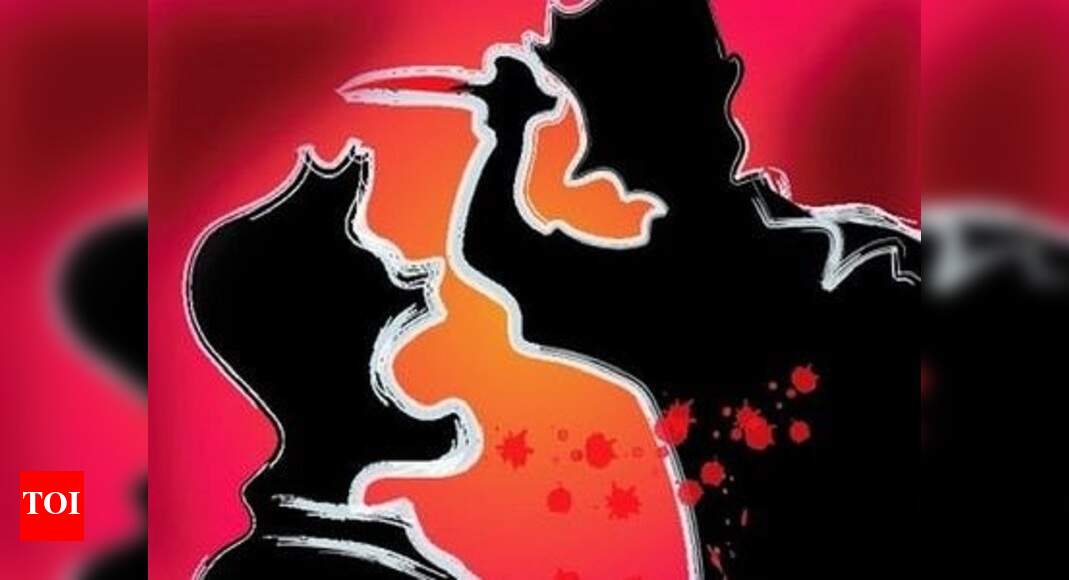 Delhi man stabbed to death during street fight | Delhi News - Times of ...