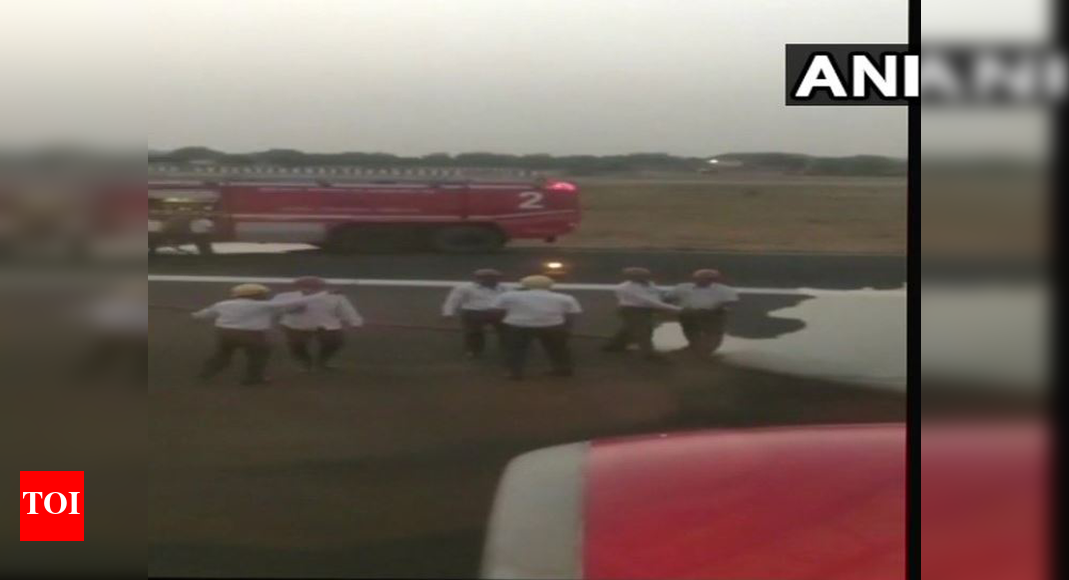 Tyre of SpiceJet flight bursts ahead of take-off, none hurt | India ...