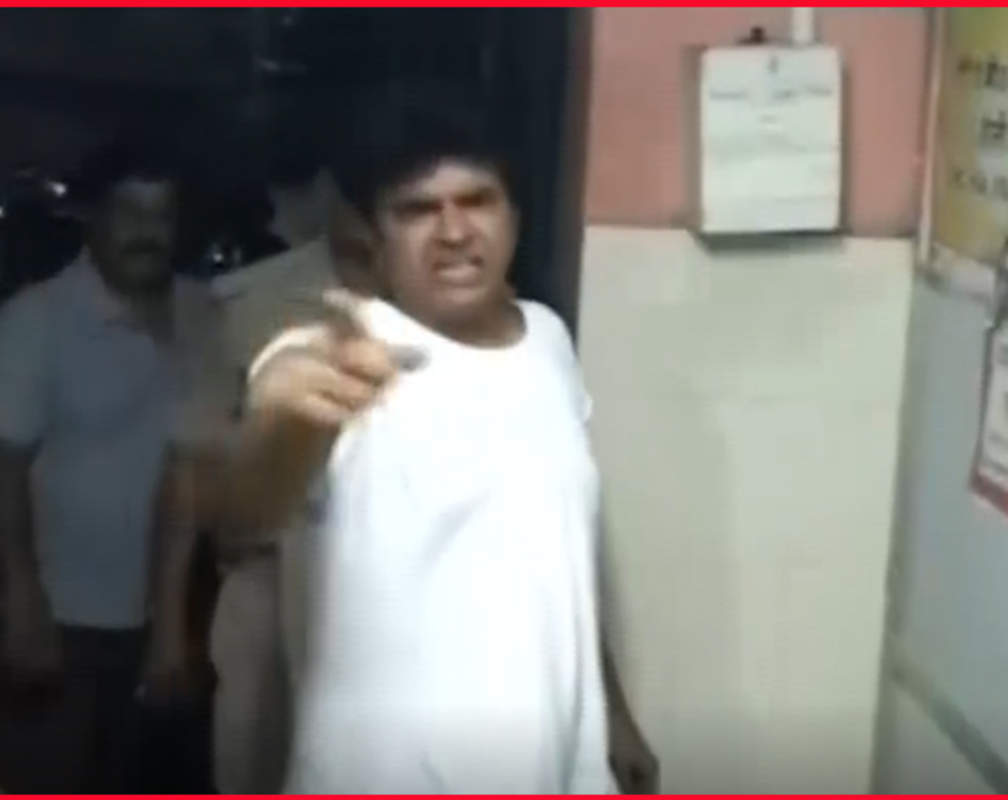 
Actor Raja Chaudhary misbehaves with policemen

