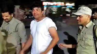 Actor Raja Chaudhary's late night drunken brawl in Bithoor