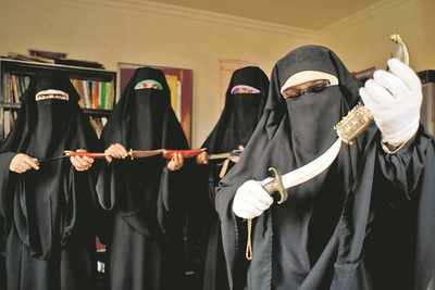 JK HC cancels bail granted to Asiya Andrabi, 4 others in terror-related case