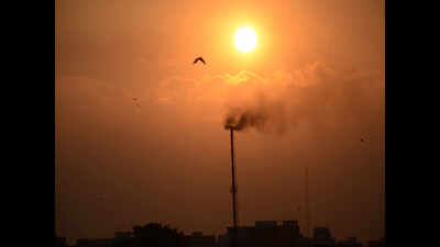 Kolkata second-most polluted metro in country, says WHO | Kolkata ...